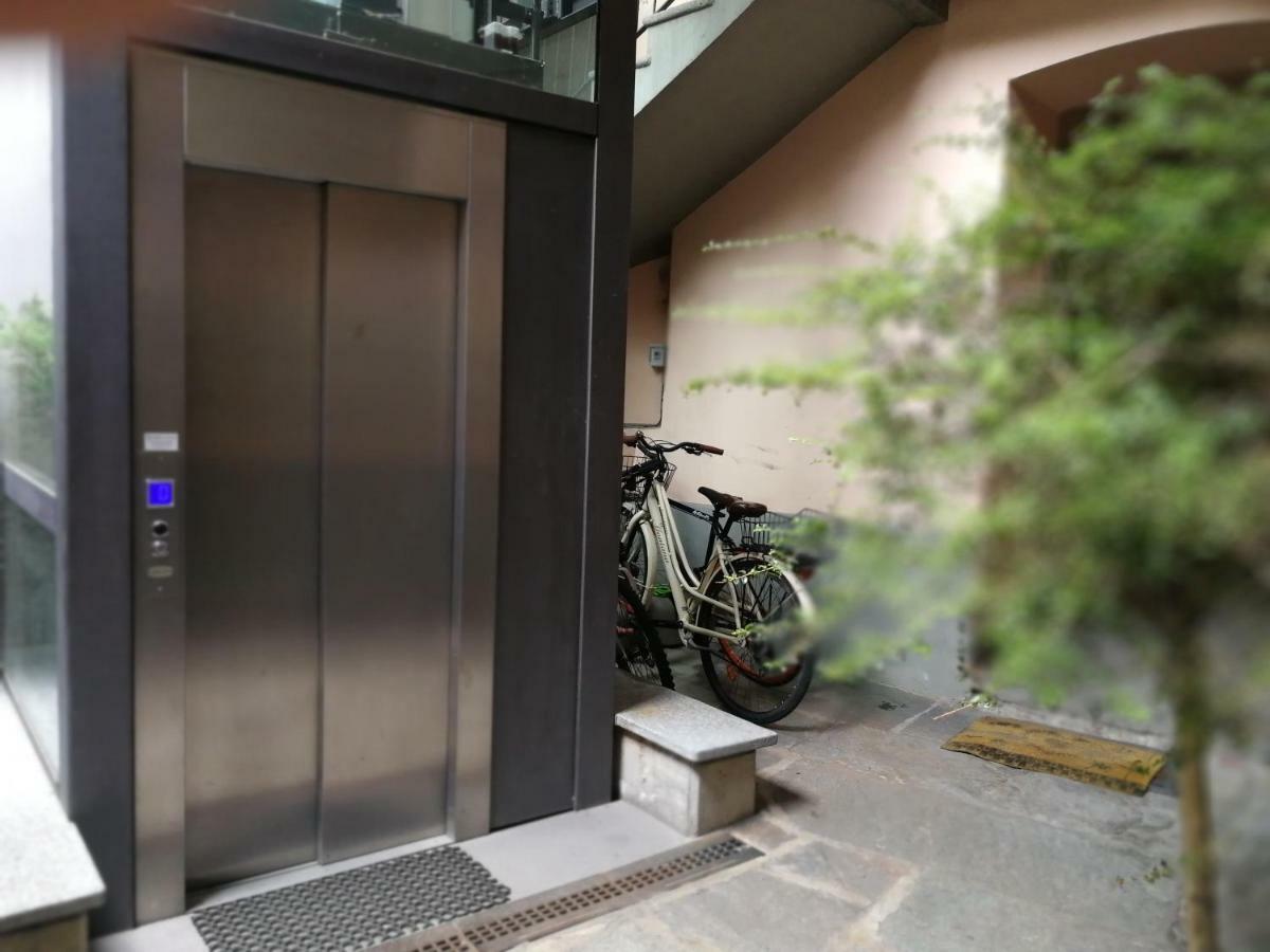 Appartamento Nel Centro Storico Di Aosta Con Vista Sui Ghiacciai Eksteriør billede